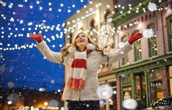 שווקי חג המולד בפראג – קסם חורפי עם ריחות של חג
